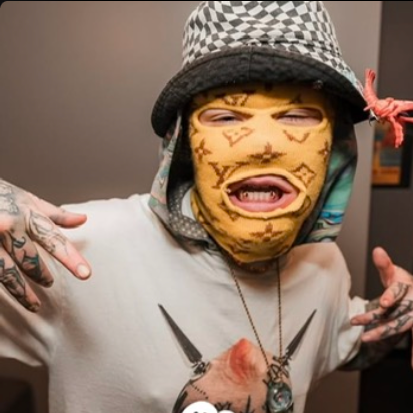 24977FC9-550F-482A-8AAC-A49B2002C03E