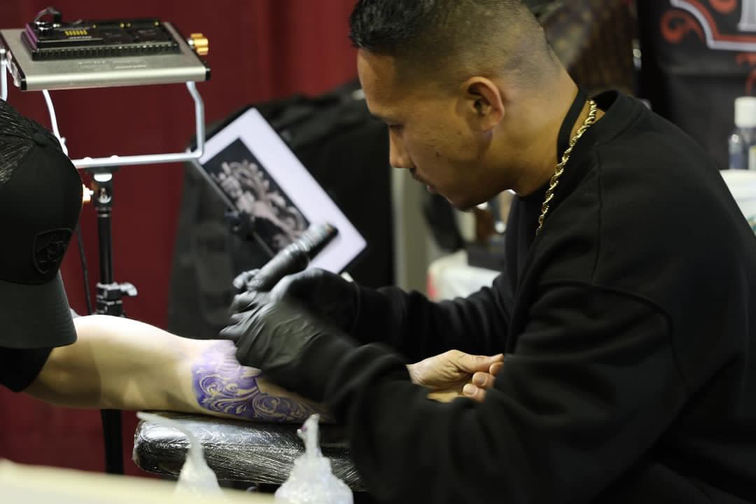 B24E585F-68FD-4D87-86F4-38FFE3279D3D