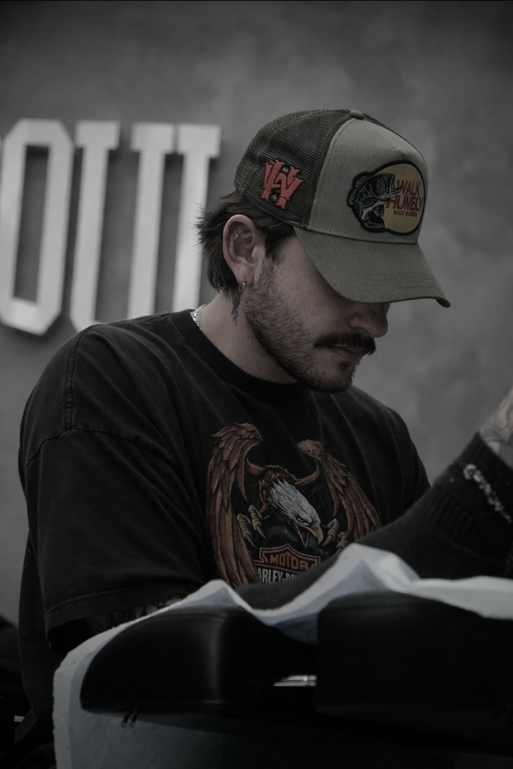 2E5AC210-560B-461D-B30D-F91596D25BDE