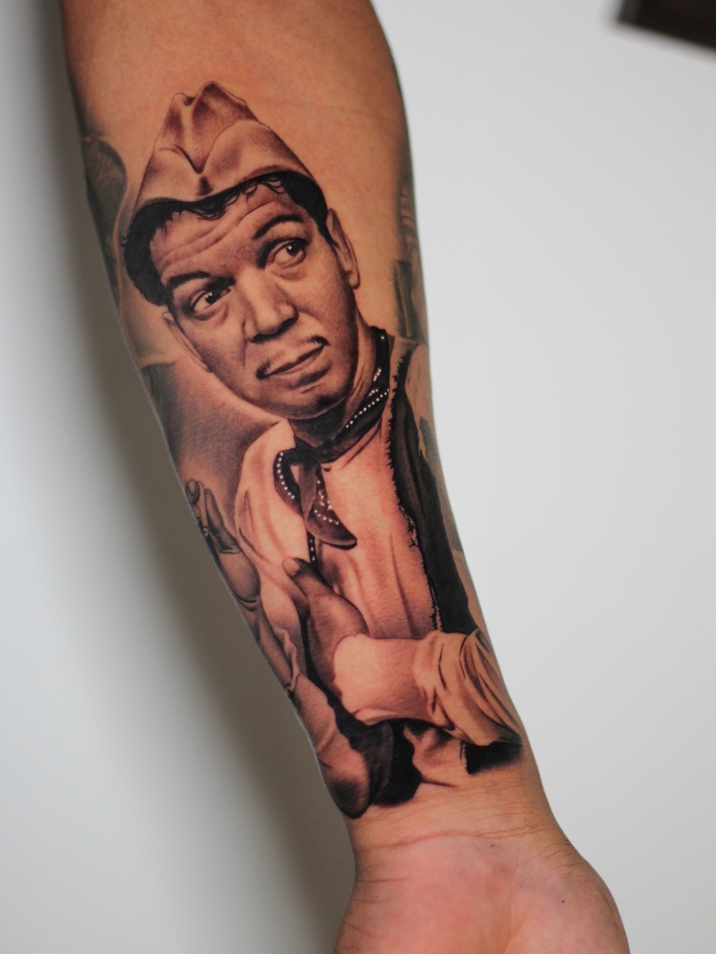 EE519DD0-377A-414B-AB18-1EBCA2B03BFC