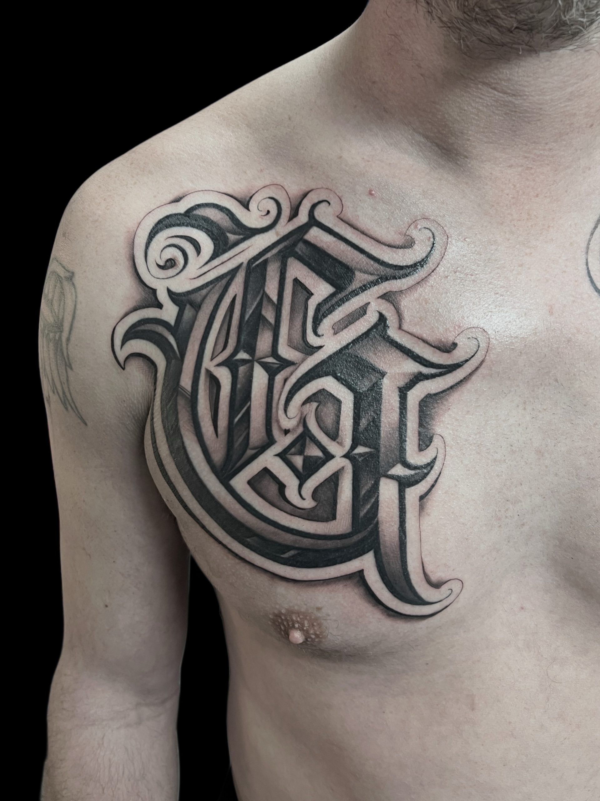 DACAA345-7410-4B77-BCBA-05F37BA28085