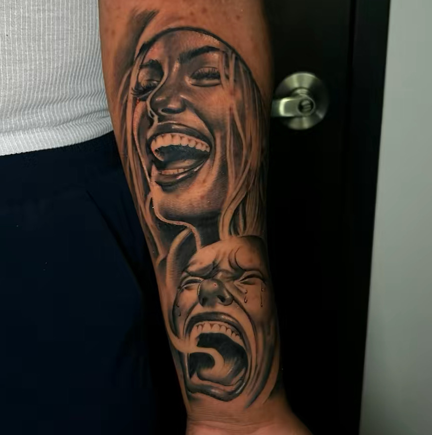 8085853E-62A2-4CC3-AE4A-62C6487F1361-1