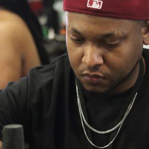 6470FB61-5003-433B-ADC7-ECB51A4427EA