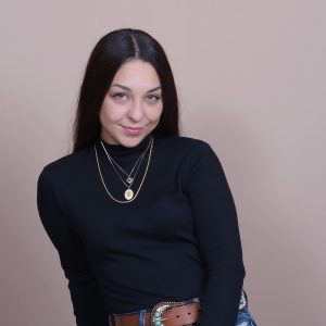 C7772A23-7F75-439E-B9C5-BCA069D3CC75