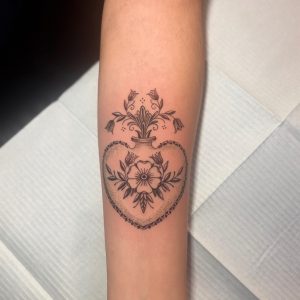 ECFC12CC-DAA4-4601-92C8-9719ABBBC018