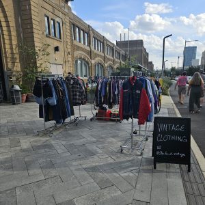 new-cherry-peir-vending